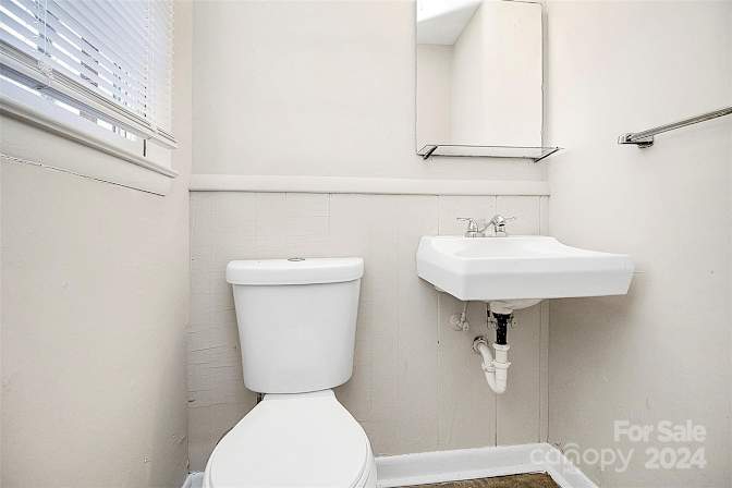 Photo of housearchnc's room