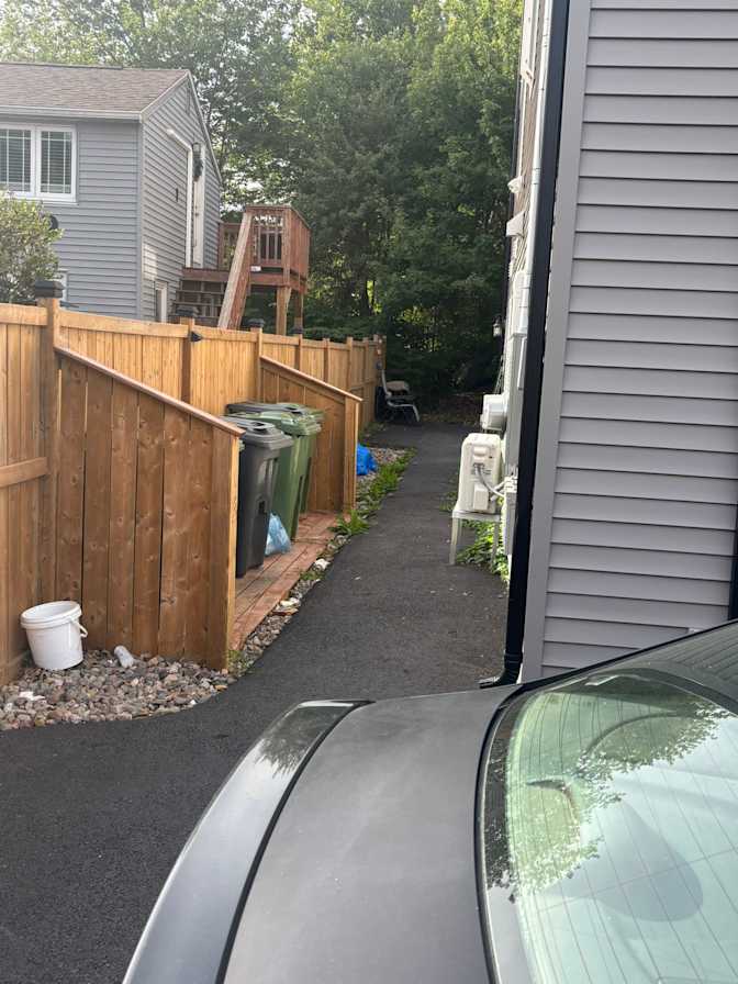 Photo of Yaj Suresh's room