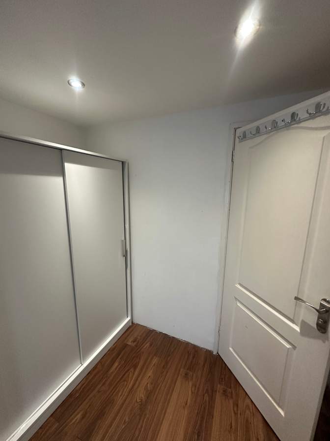 Photo of Thus's room