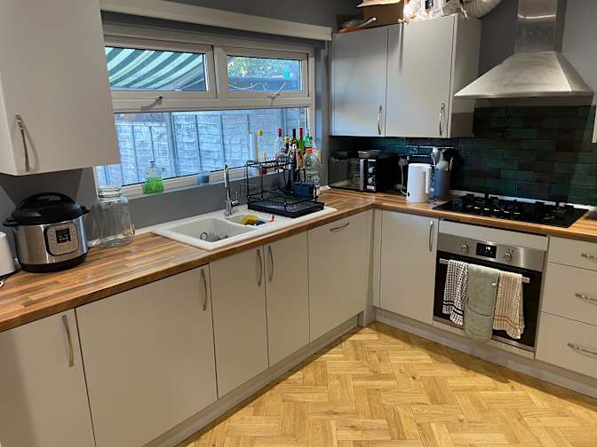 Private room to rent in share house Thornton Heat... Roomies.co.uk