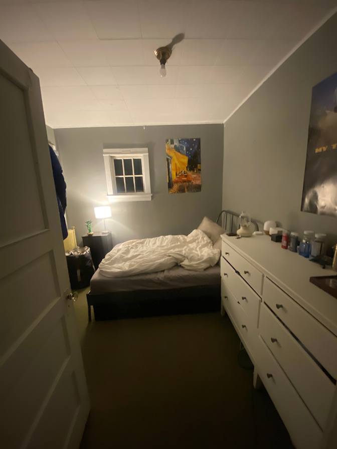 Photo of Marco's room