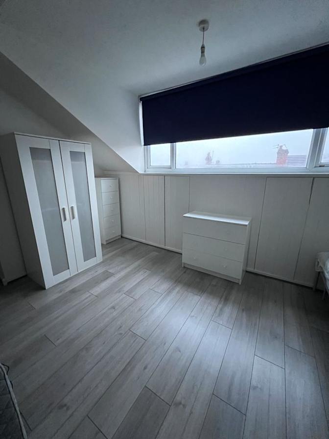 Photo of DAVE's room