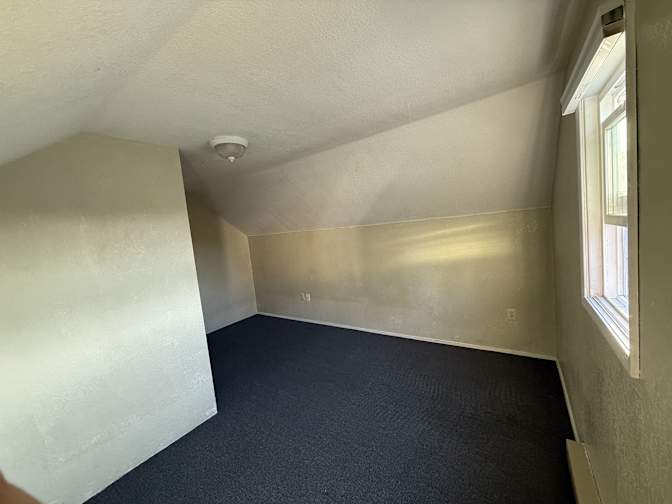 Photo of Taylor's room