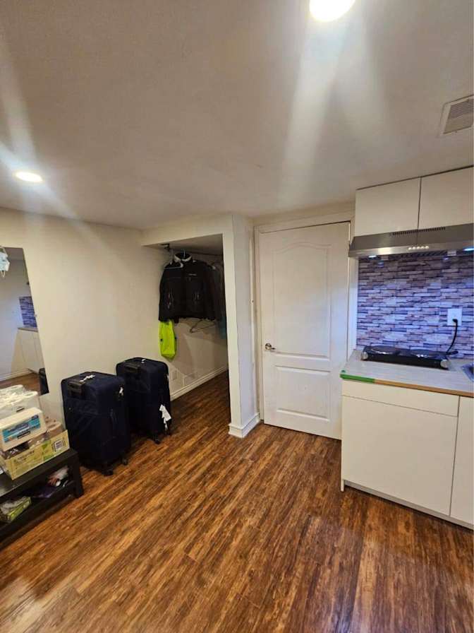 Nilanjan Saha's room