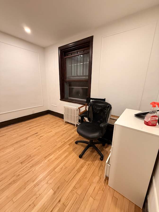 Satansia Musunga's room