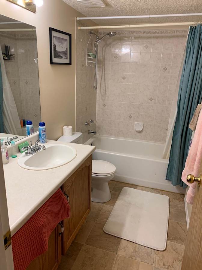 Photo of Del's room