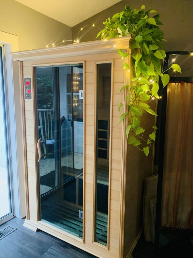 Maxine Fischer's room