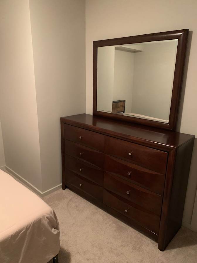 Narmeen Lakhani's room