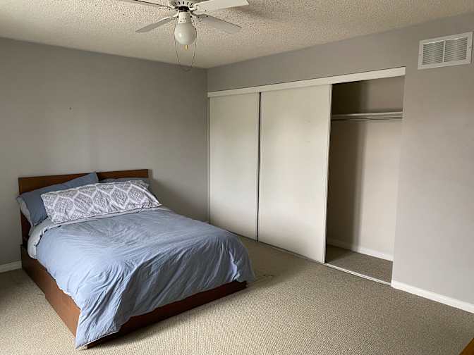 Nirvana Arfaei's room