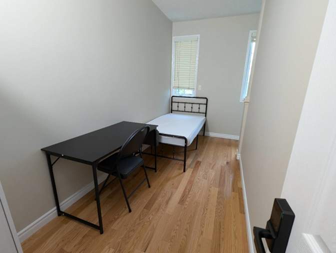 Photo of ZeoZ's room