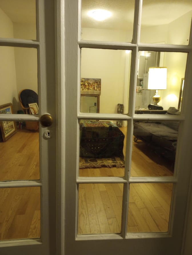 Photo of Ken's room