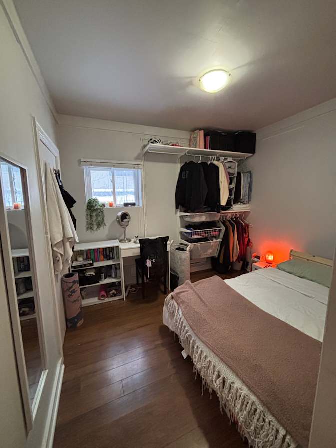 Photo of Kaitlyn's room