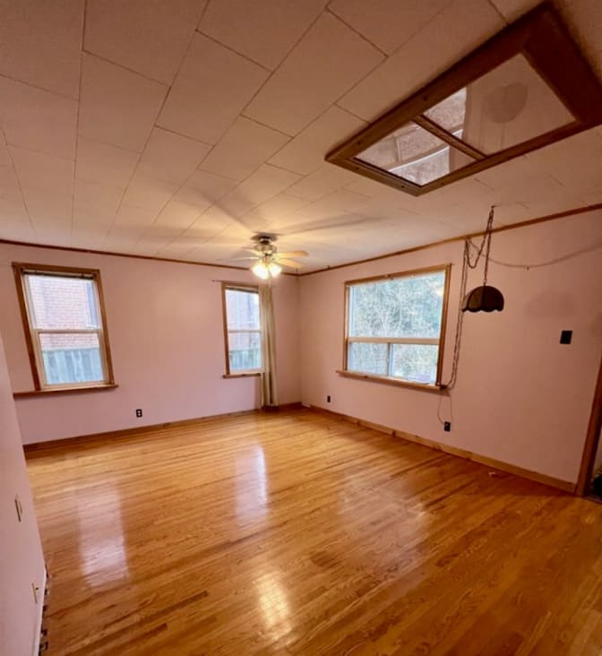 Photo of MD's room