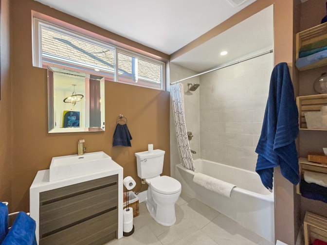 Photo of Geoffrey's room