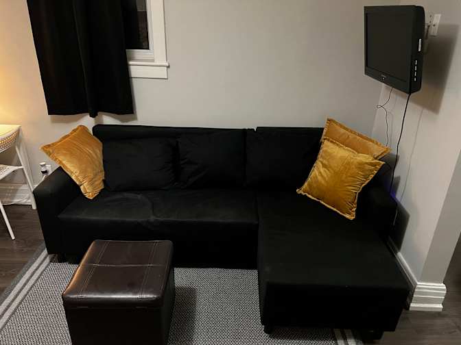 Nick Sarkovski's room