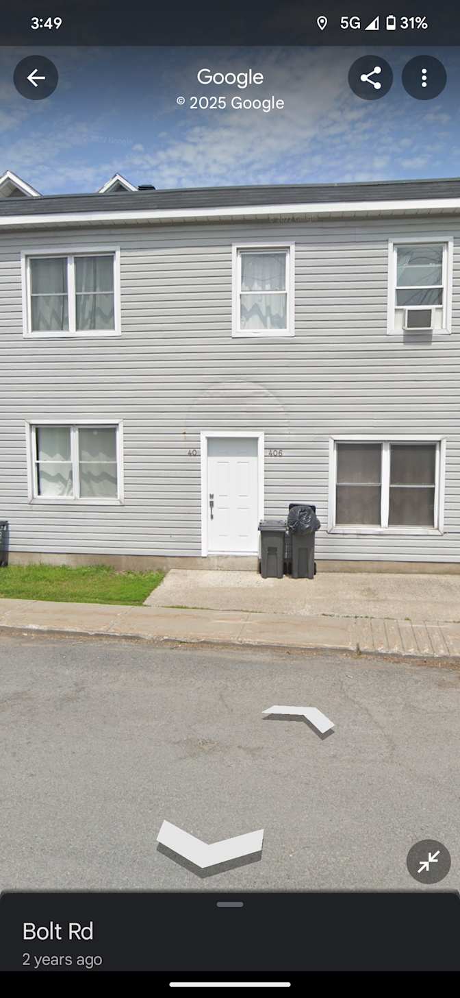 Matthew Lunyj's room