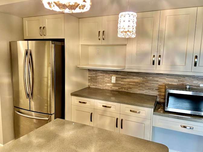 Akhil Cherukara Tom's room