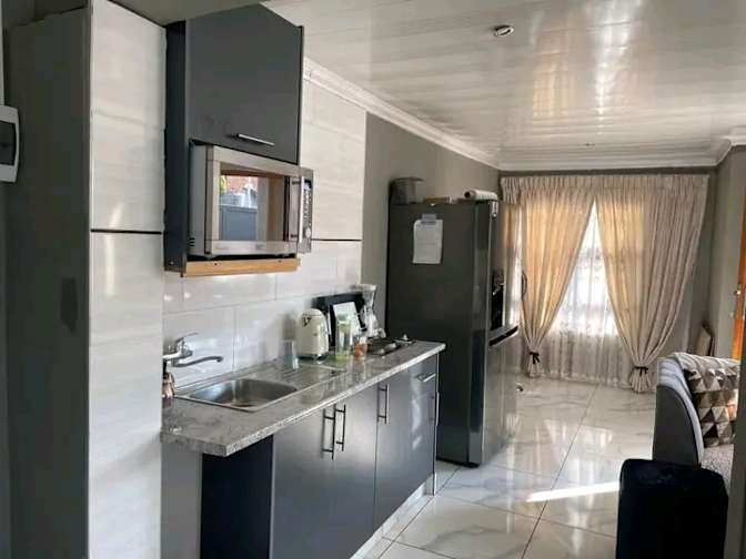 Photo of Mrs shantel mabunda's room