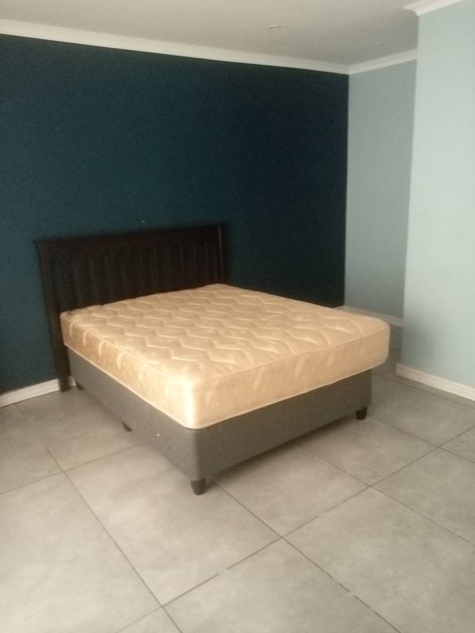 Photo of Aubin's room