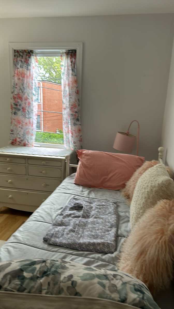 Elaine Fiddes's room