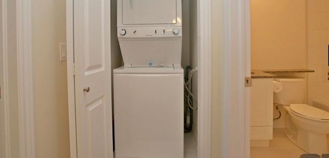 Cozy Cristine's Shared Condo's room