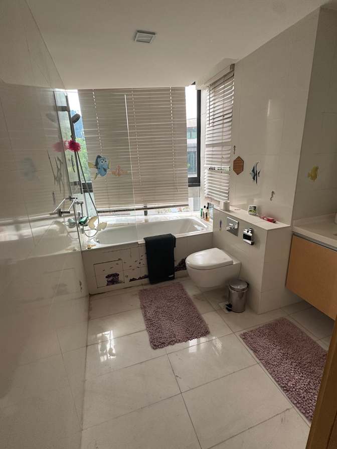 Photo of Pare Swartsenburg's room