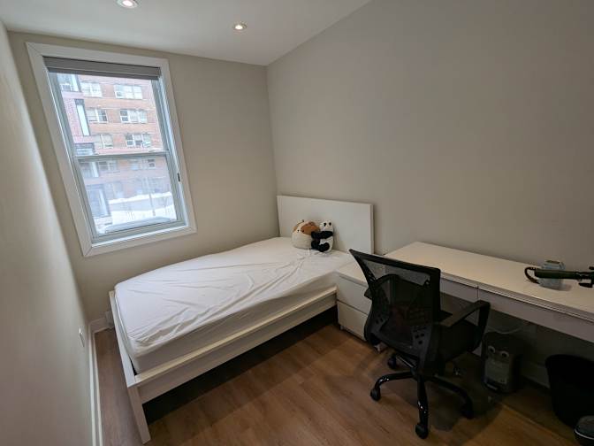 Sakifatul Alam's room