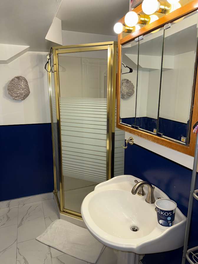 Photo of Tumi's room