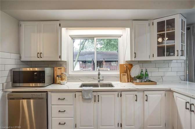 Harshil Thakkar's room