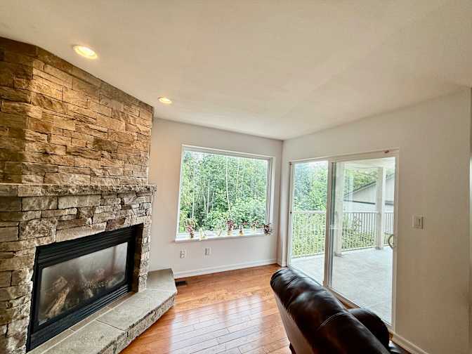 Photo of HALFMOON BAY's room