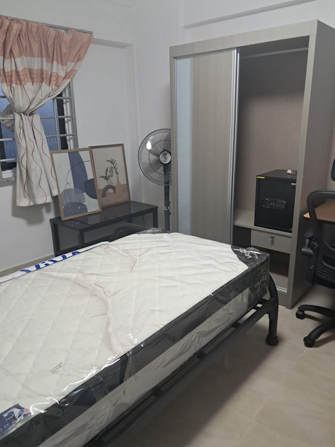 Photo of Chia DJ's room