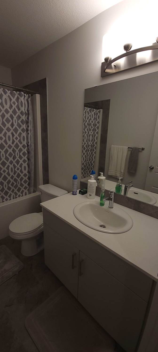 Tobi Jayesimi's room