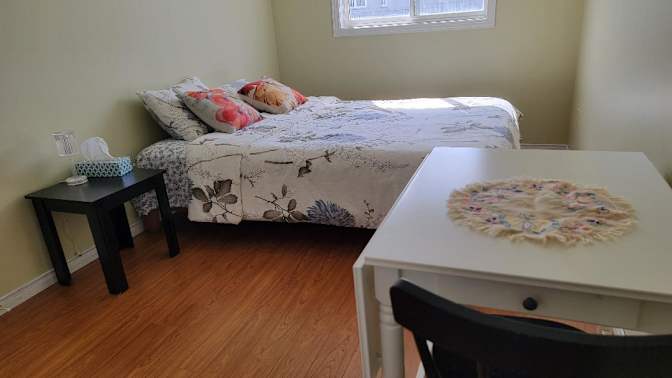 FOROUGH RAHMATI's room