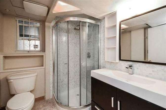 Alvaro Martinez's room