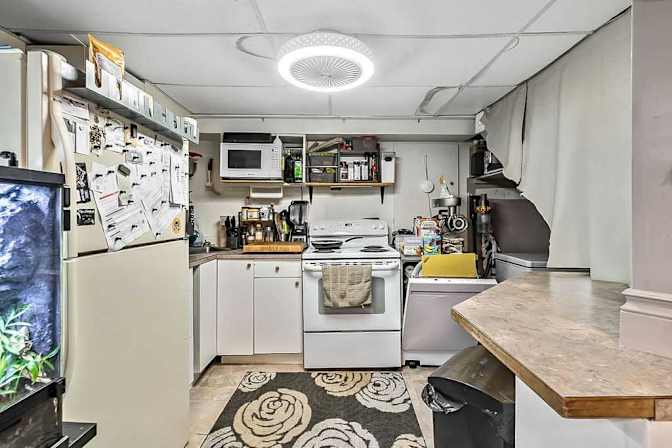 Rozita Ghasemi's room