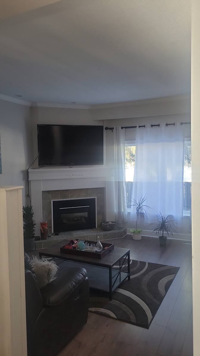 Photo of Lyle's room