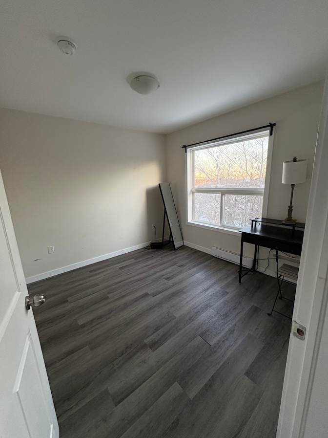 Photo of Taryn's room