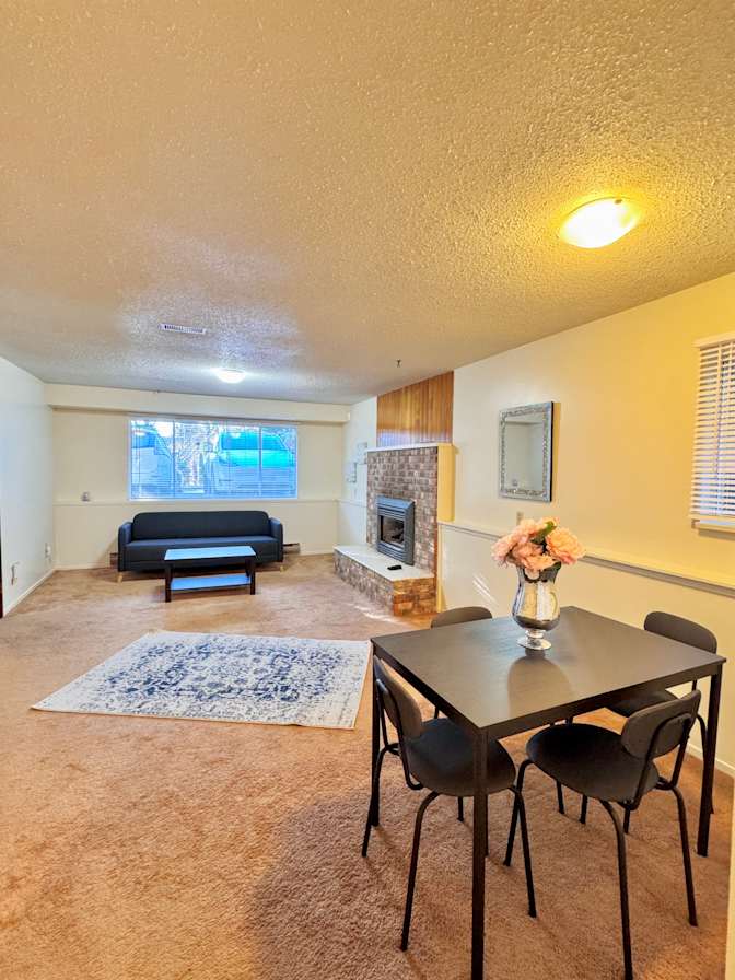 Photo of Peyman Zar's room