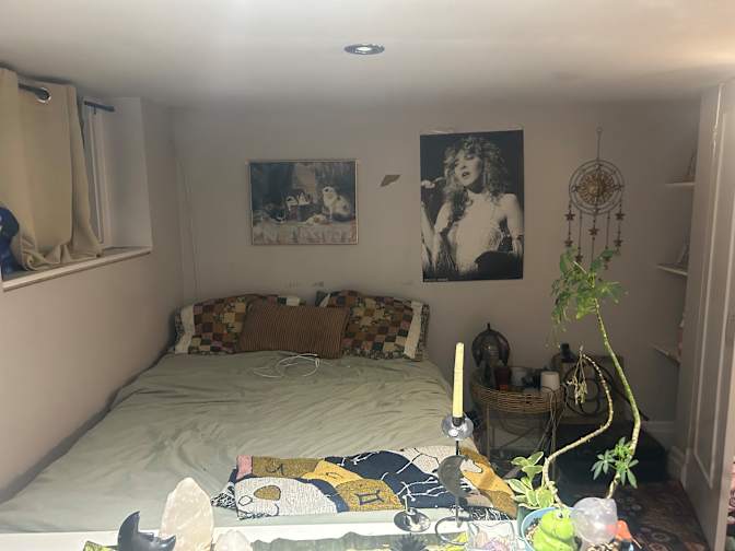 Kayla Violet Browning's room