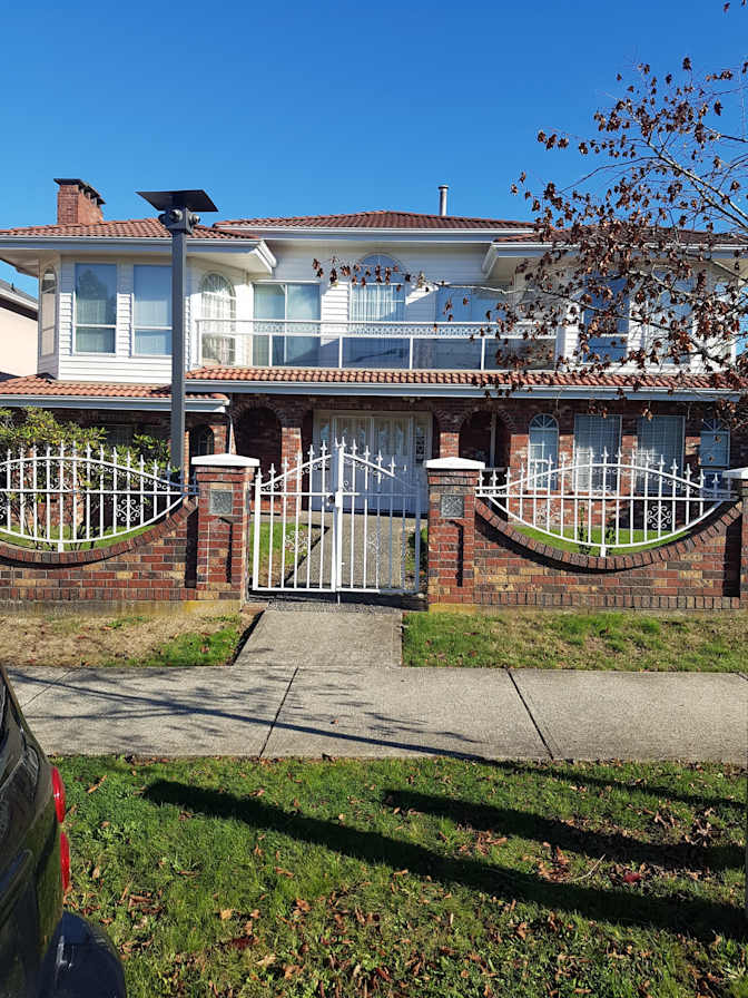 Shirley  or Tony's room