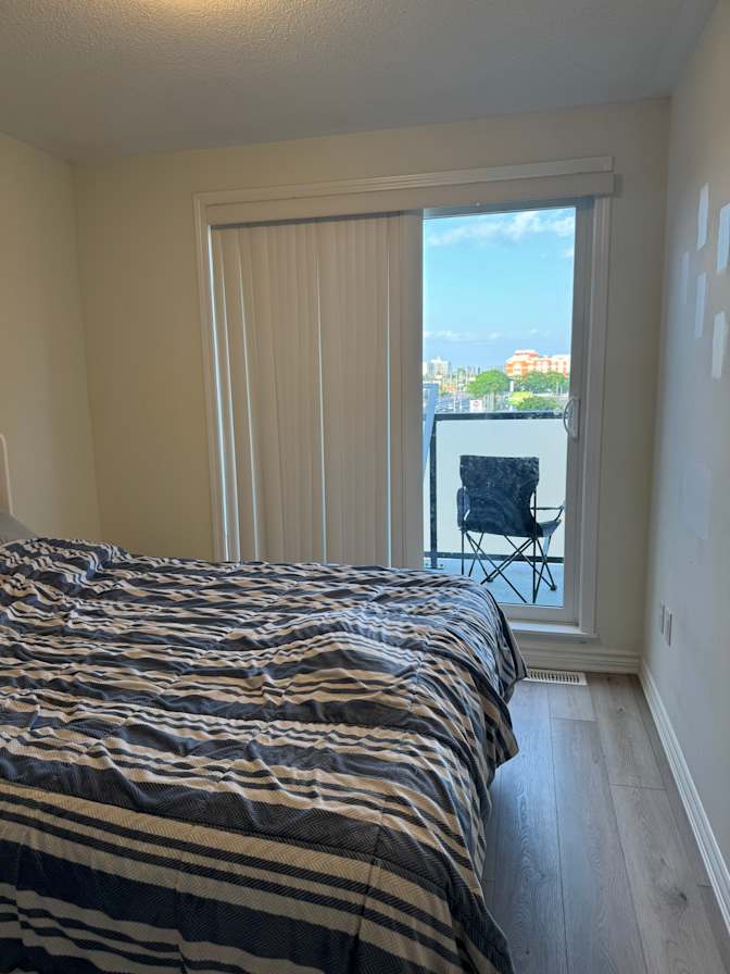 Folarin Thompson's room