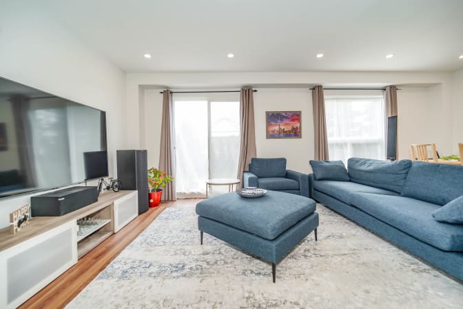 MAPS Rentals Inc's room