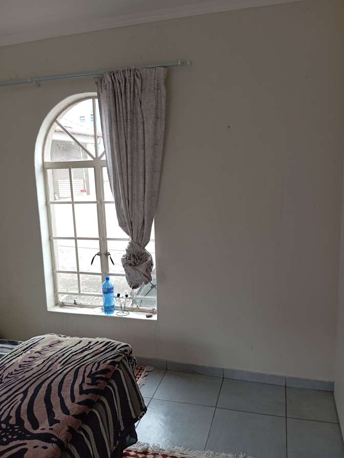 Photo of Neo's room