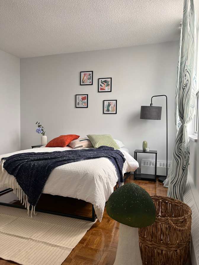 Photo of Emre's room