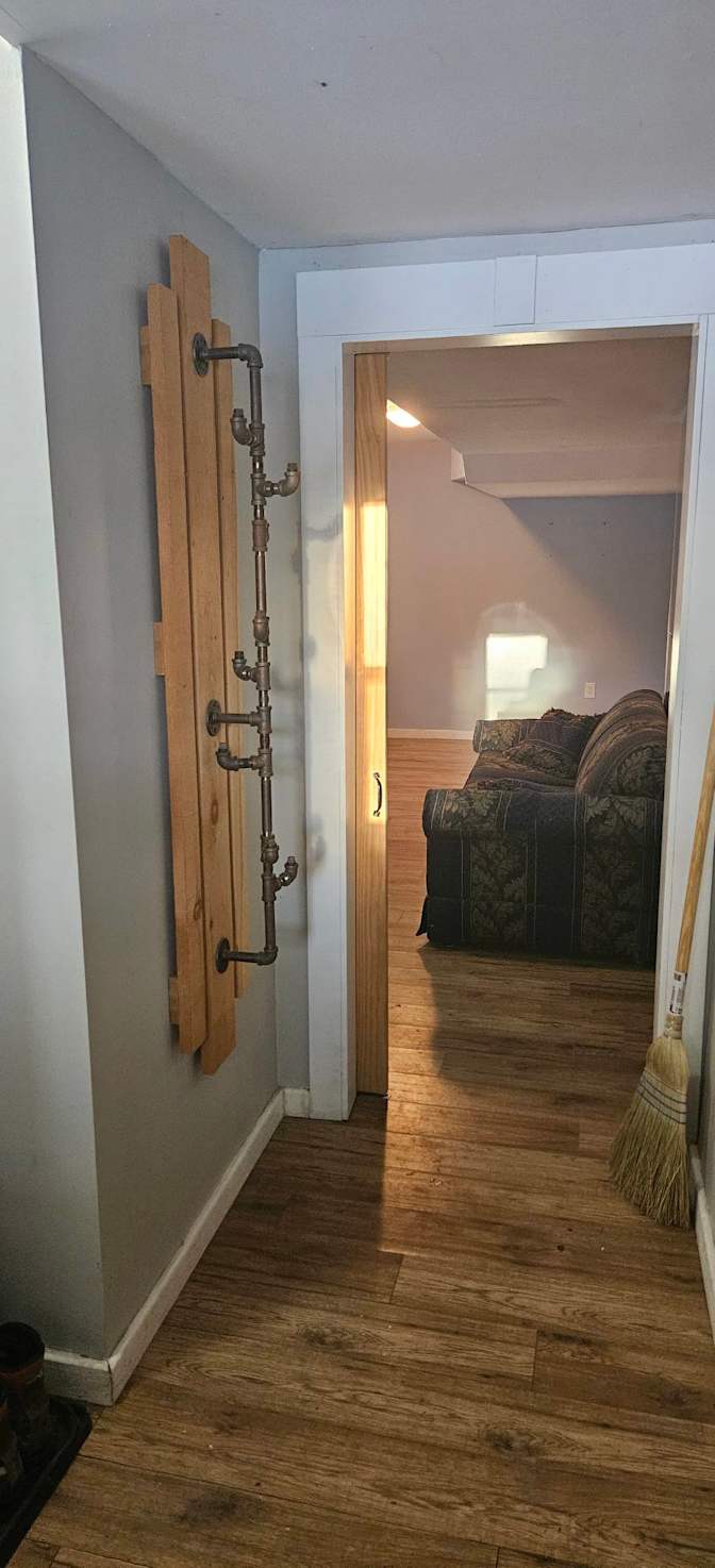 JOSH FOURNIER's room