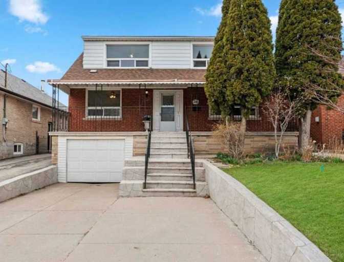 EKC Homestay Toronto's room