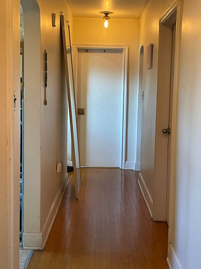 Barton Avenue's room