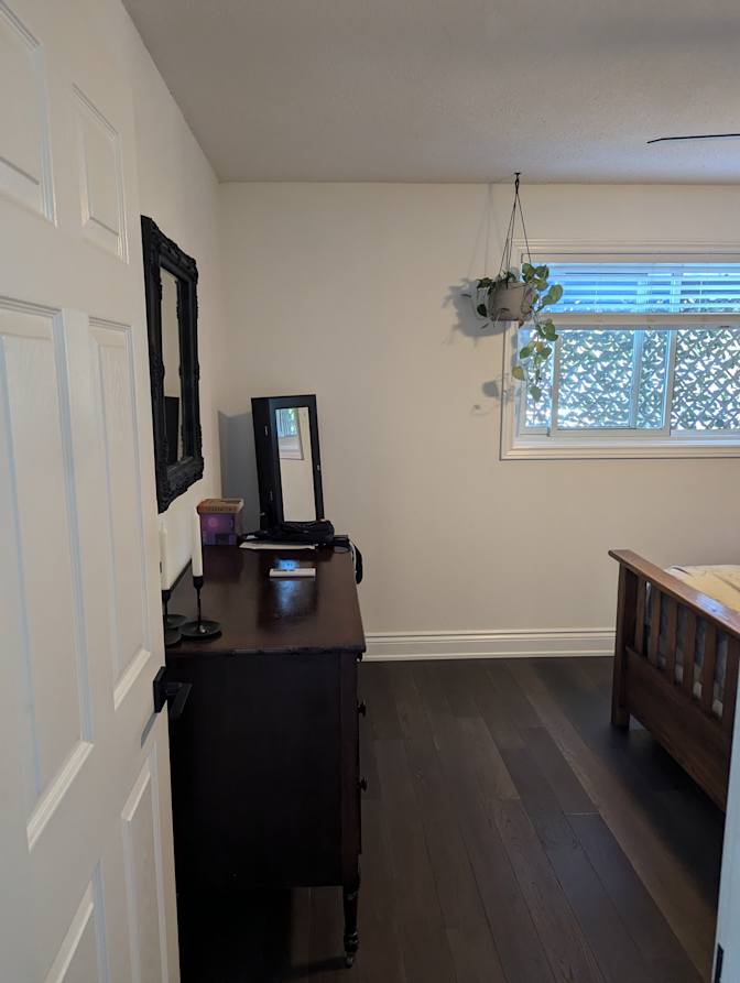 Photo of Ken Davies's room