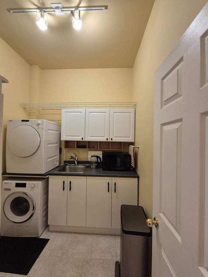 Photo of Andrew Yao's room