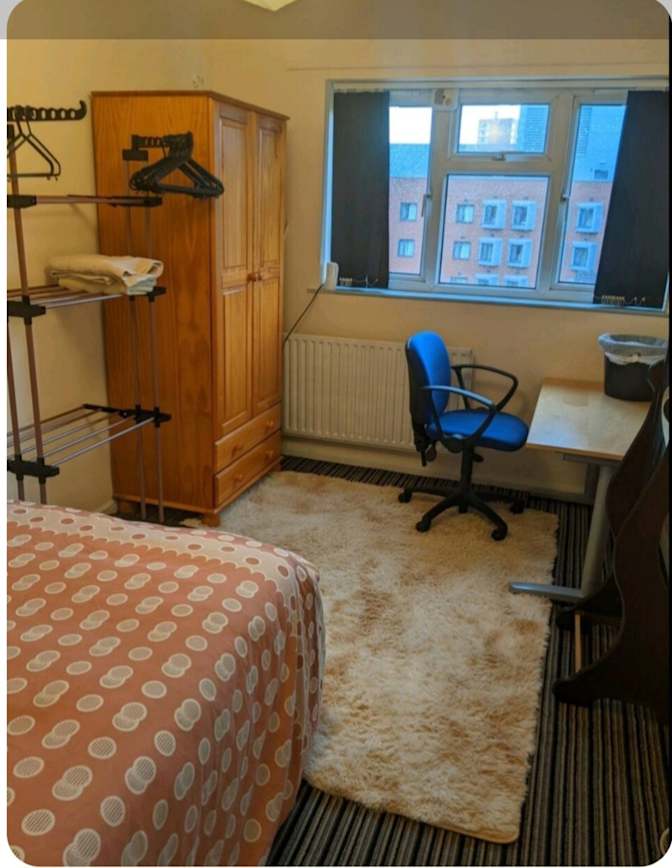 Photo of Ghil's room